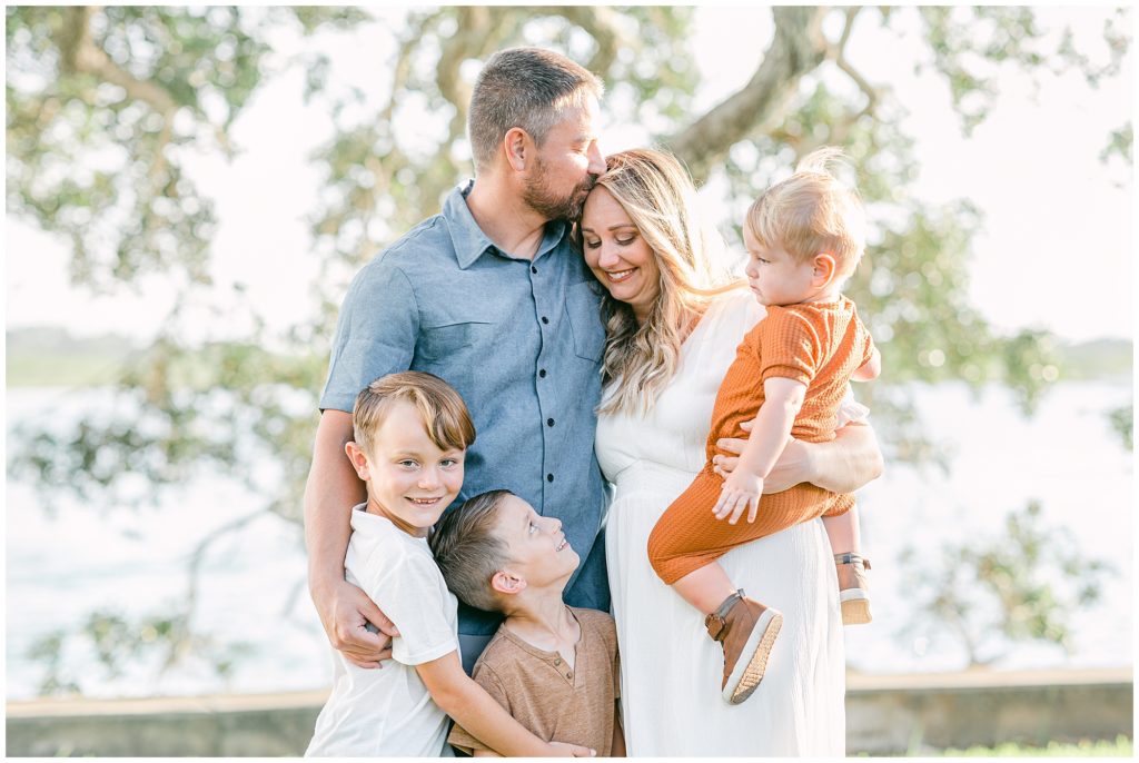 outdoor-family-photos-ponce-inlet