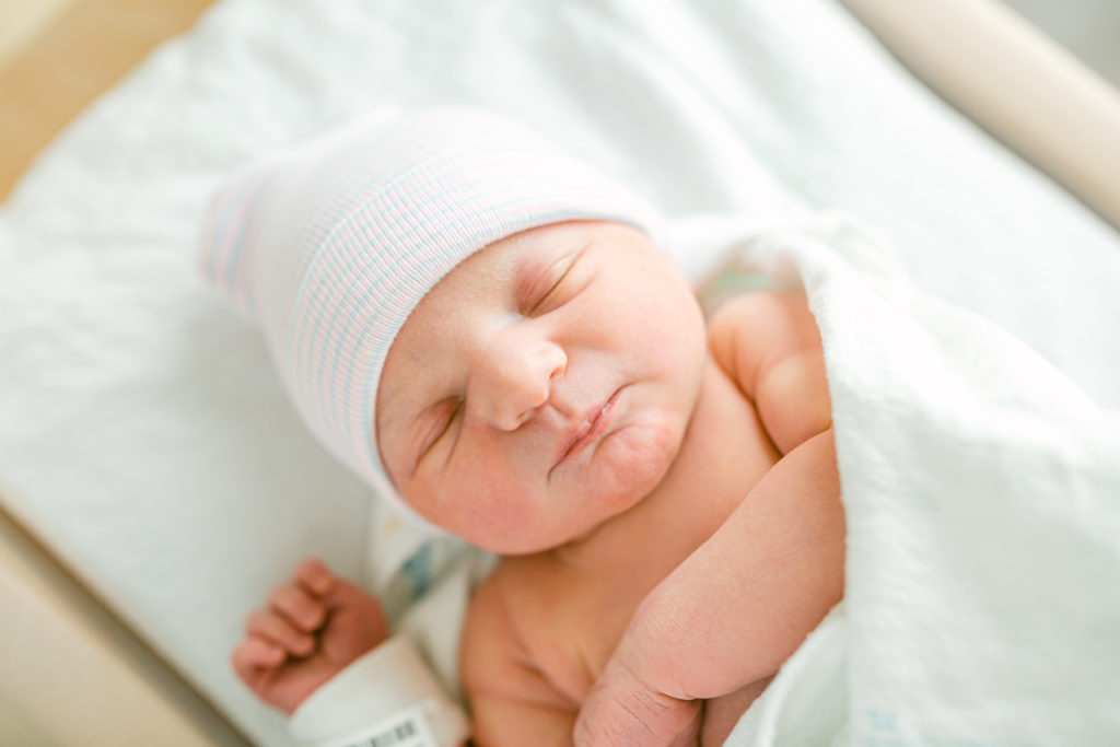 adventhealth-daytona-newborn-photos