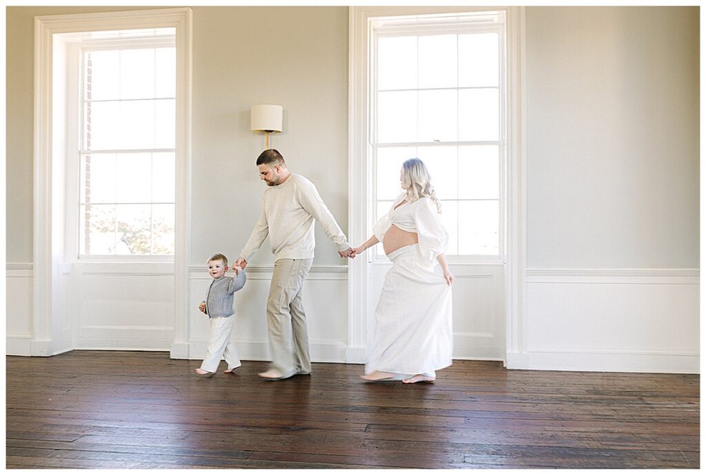 Relaxed maternity photography session in Nashua NH